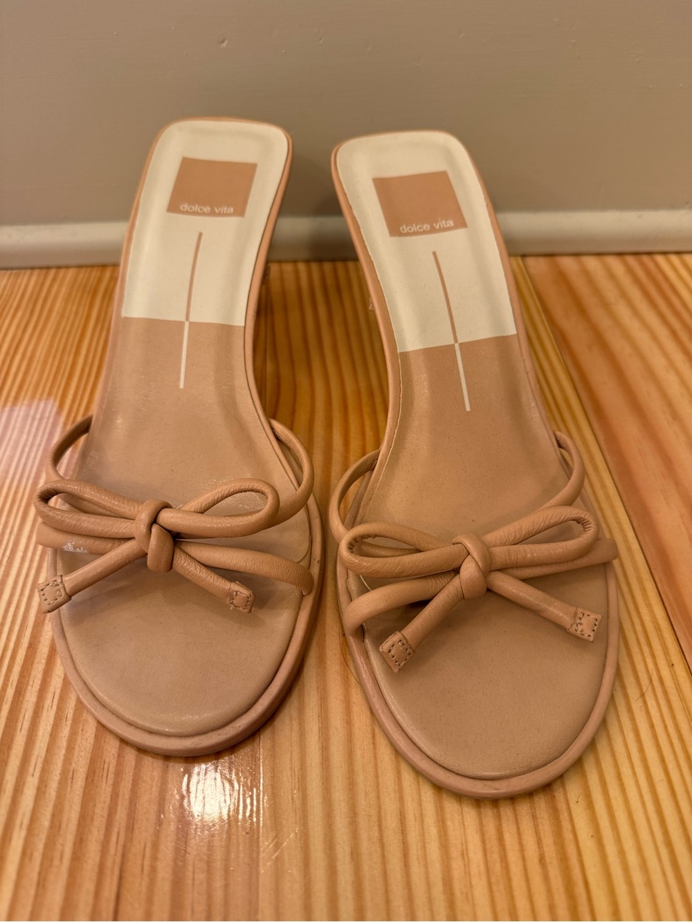 Dolce Vita Nude/Tan Bow Slide Mules